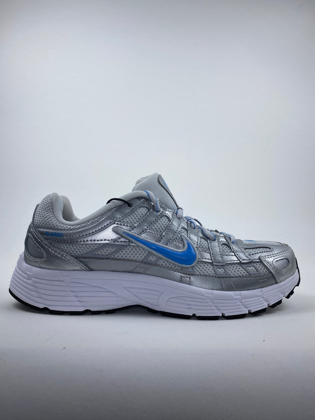 Nike P-6000 Metallic Platinum University Blue