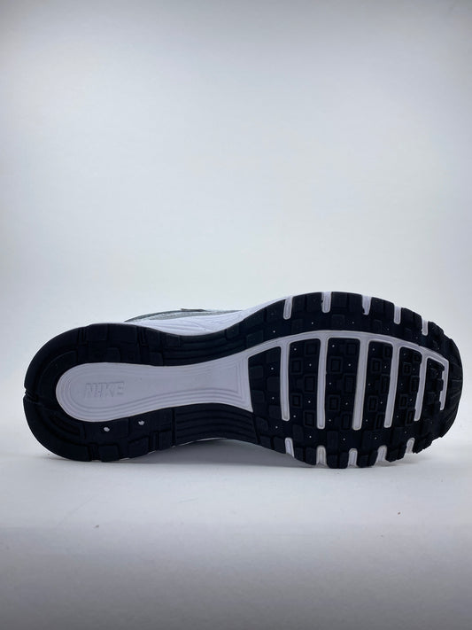 Nike P-6000 Metallic Platinum University Blue (Taille 38)