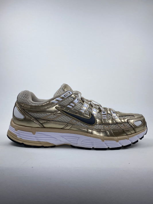 Nike P-6000 Gold (Taille 40,5)