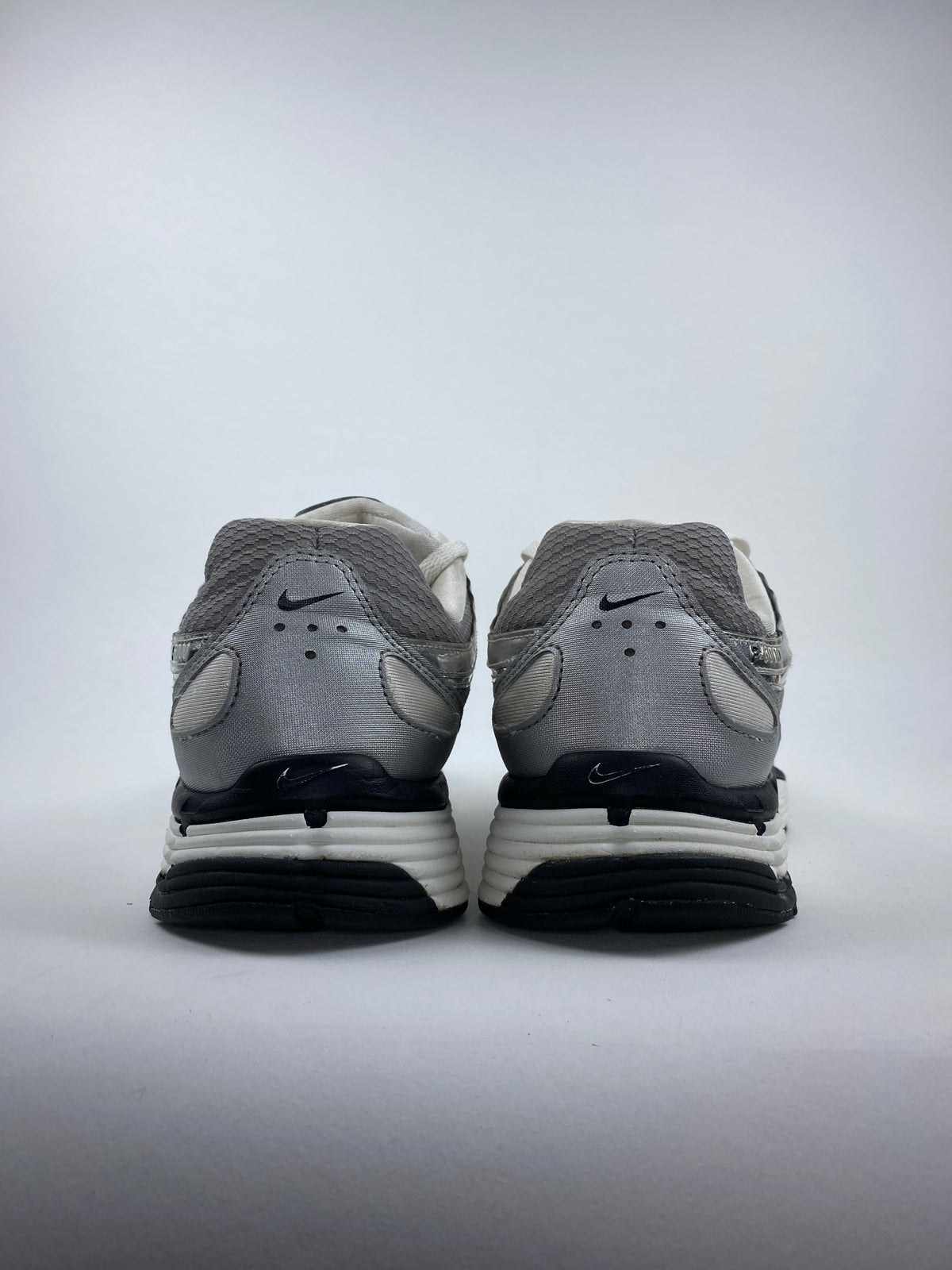 Nike P-6000 Metallic Silver (Taille 45)