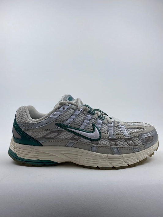 Nike P-6000 Premium Light Bone Bicoastal Green (Taille 36)