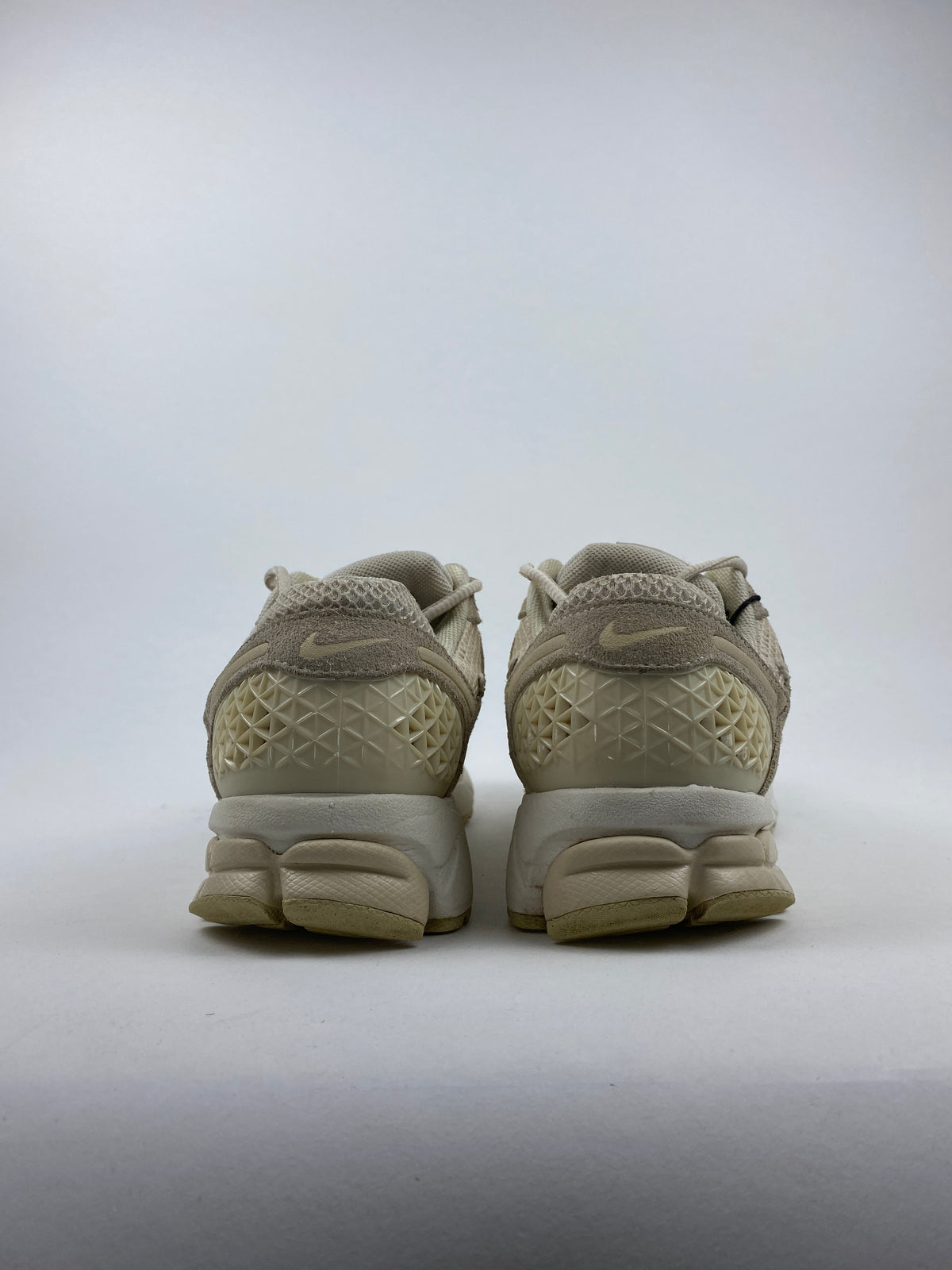 Nike Zoom Vomero 5 Beach (Taille 39)