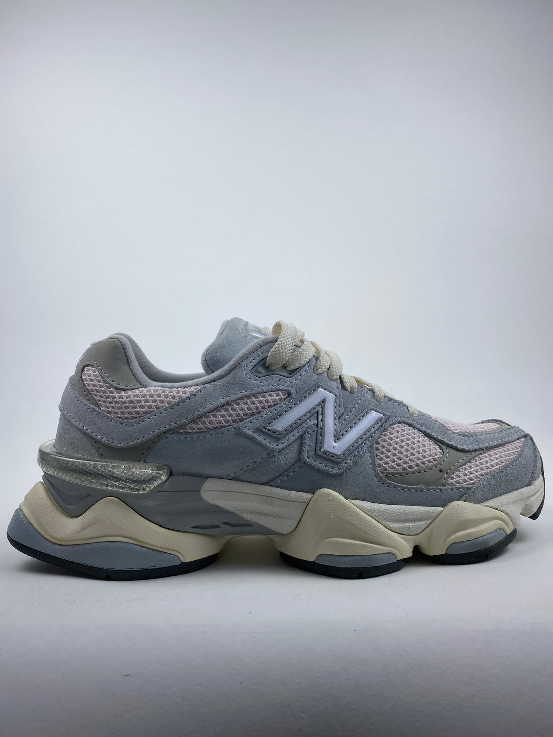New Balance 9060 Granite Pink