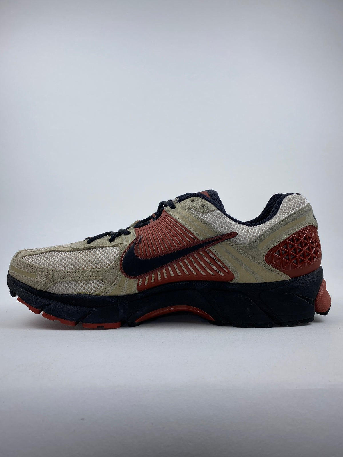 Nike Zoom Vomero 5 Desert Khaki (Taille 45)