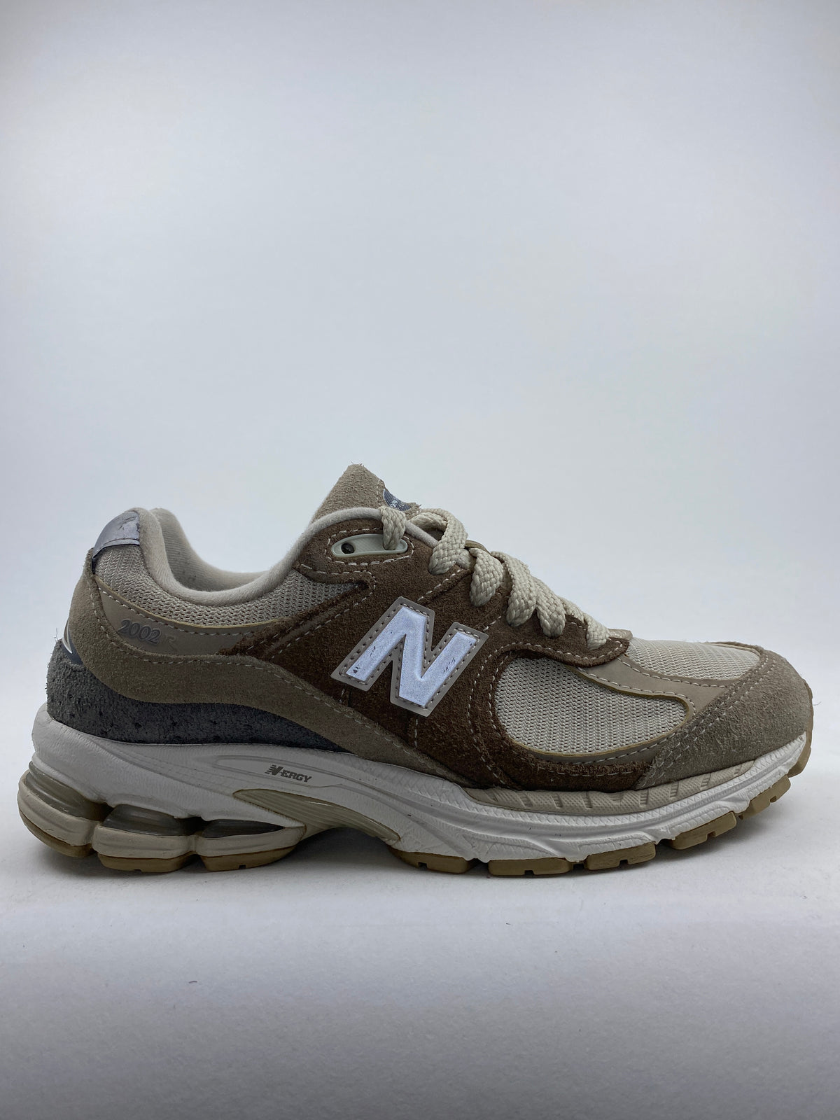 New Balance 2002R Driftwood Sandstone (Taille 37)