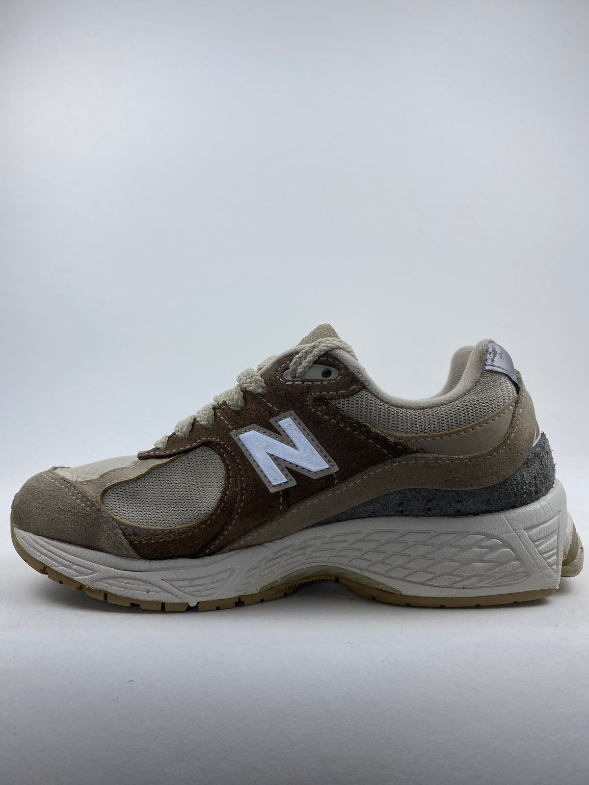 New Balance 2002R Driftwood Sandstone (Taille 37)
