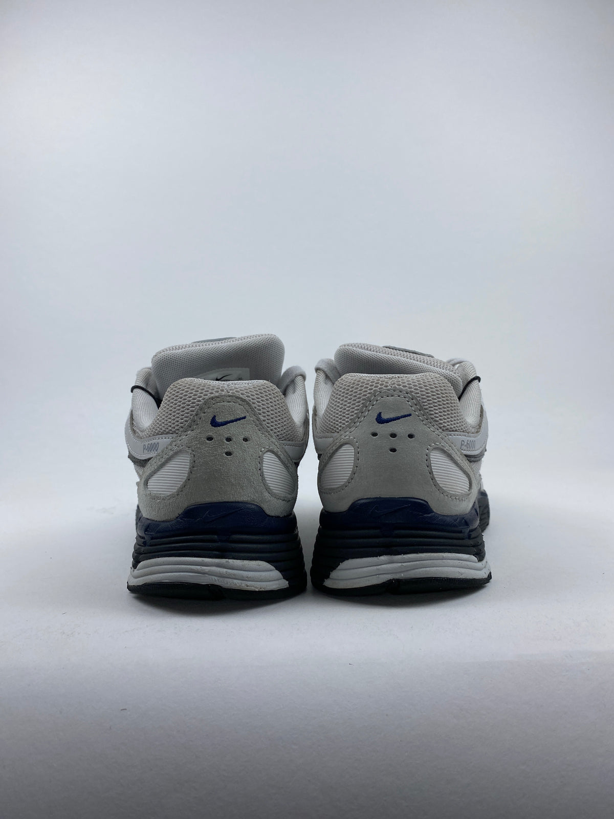 Nike P-6000 Photon Dust Anthracite (Taille 39)