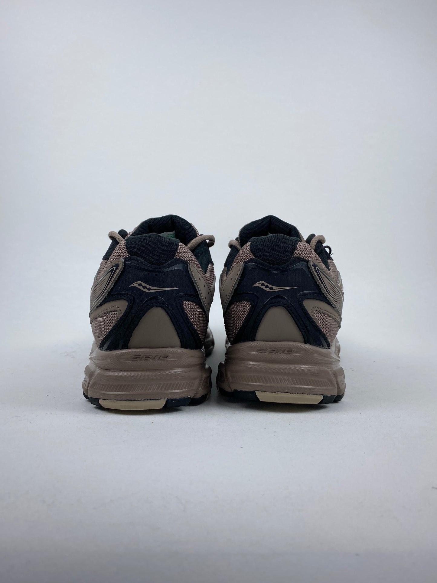 Saucony Ride Millennium Taupe (Taille 42)