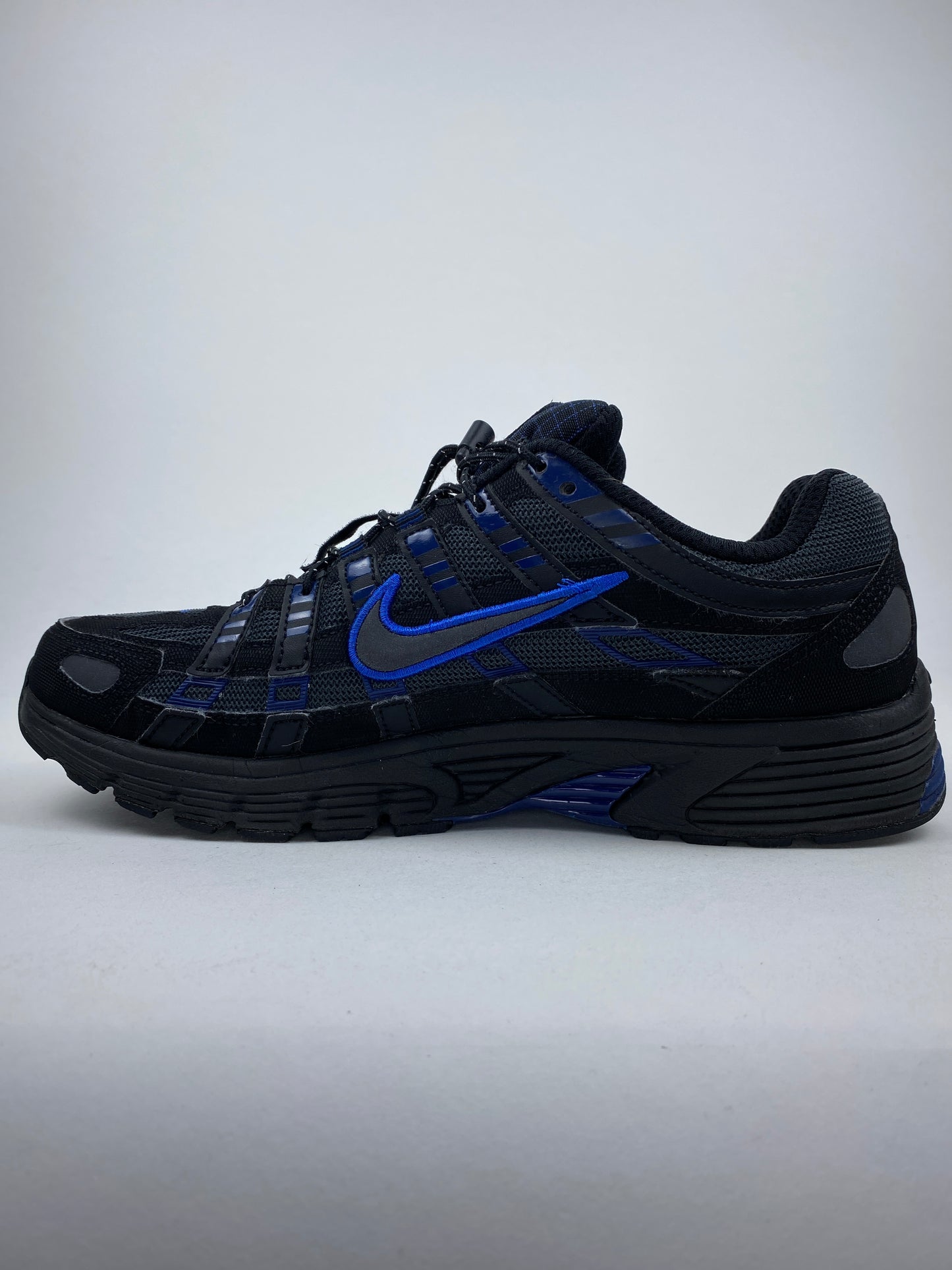 Nike P-6000 Black Anthracite Blue Void (Taille 42,5)