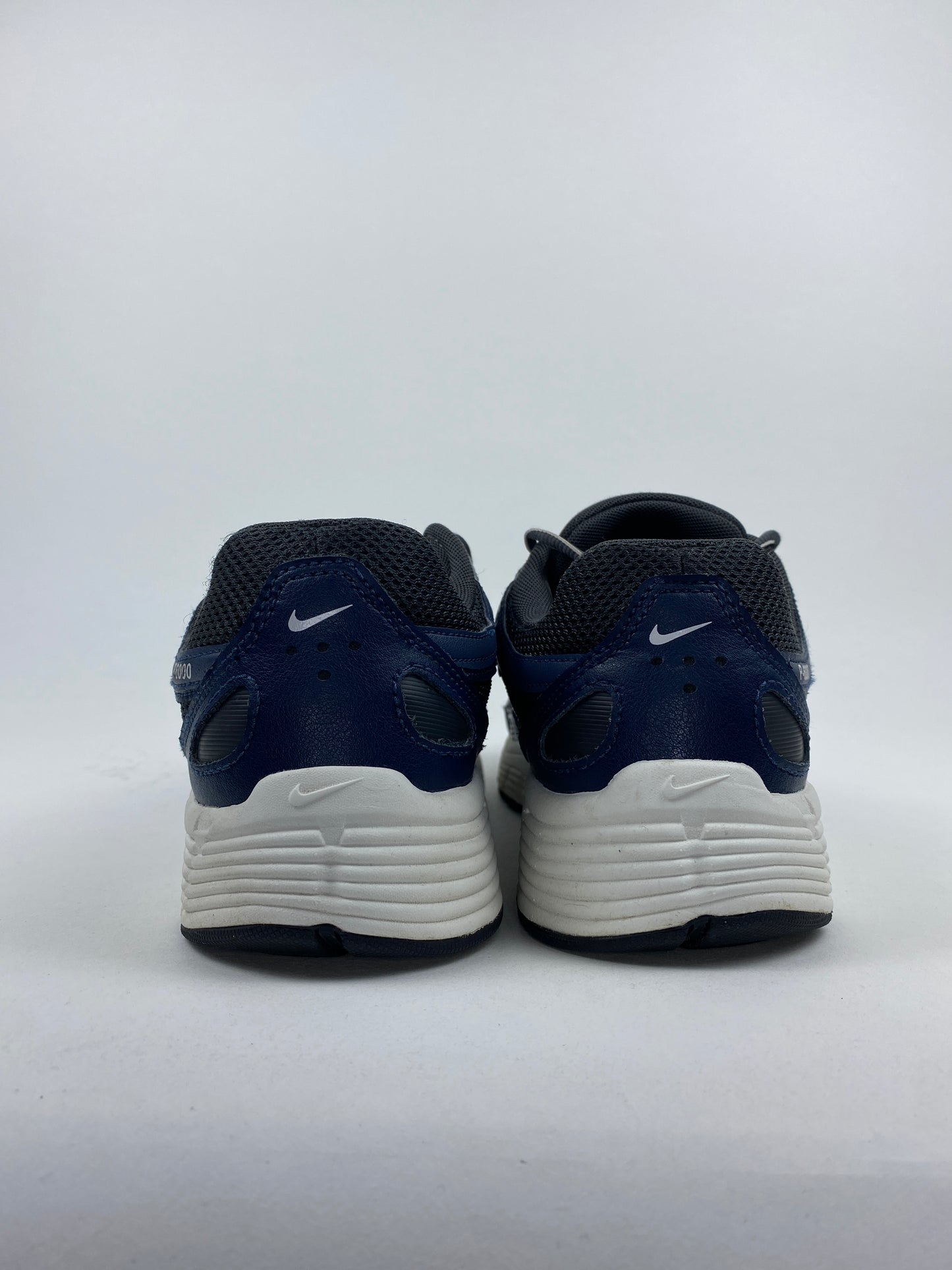 Nike P-6000 Thunder Blue Anthracite Sail Vast Grey (Taille 40)