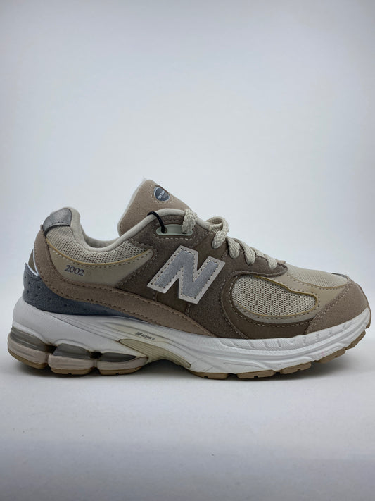 New Balance 2002R Timberwolf Mushroom (Taille 38)