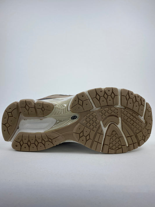 New Balance 2002R Timberwolf Mushroom (Taille 38)