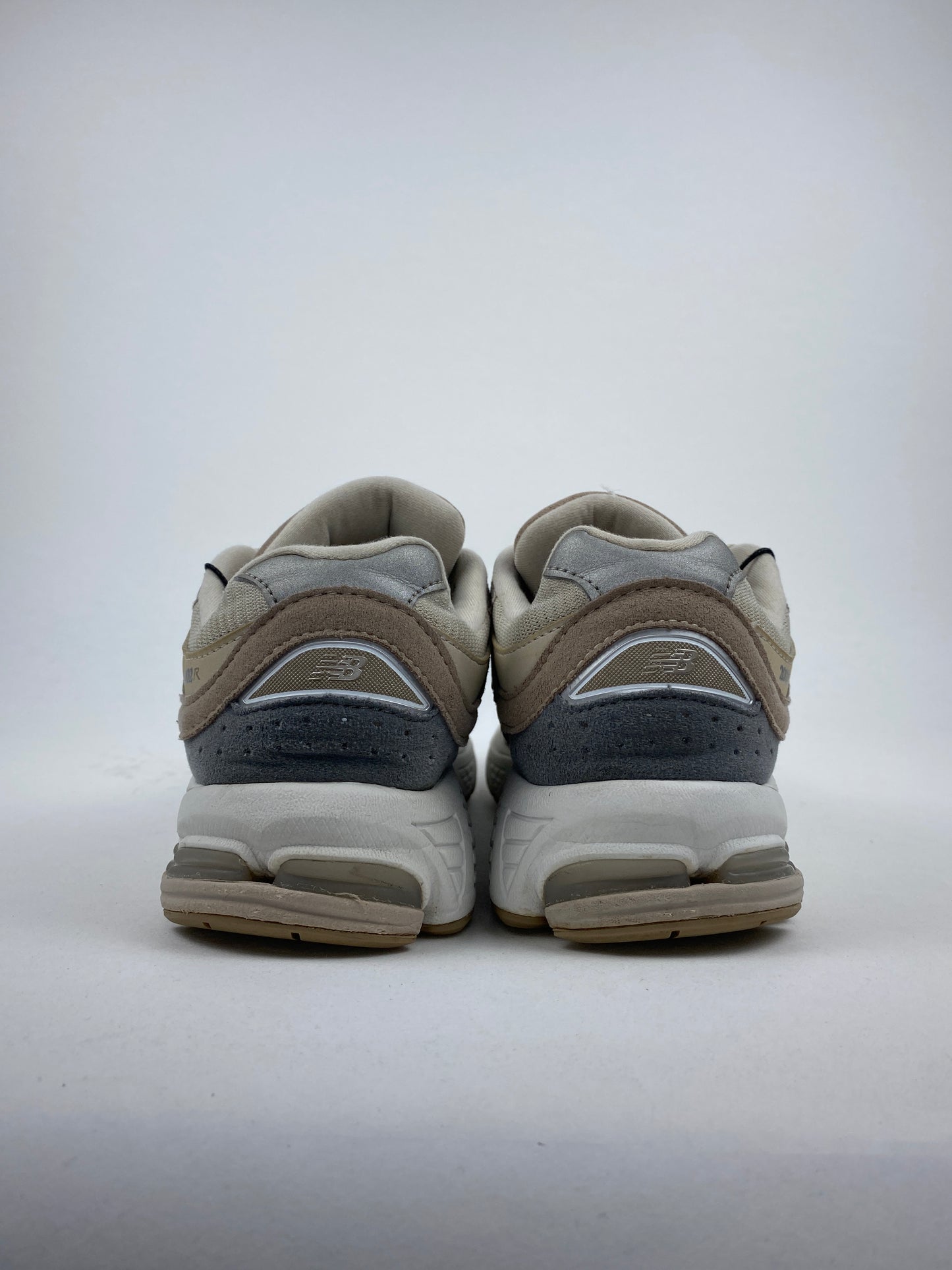 New Balance 2002R Timberwolf Mushroom (Taille 38)