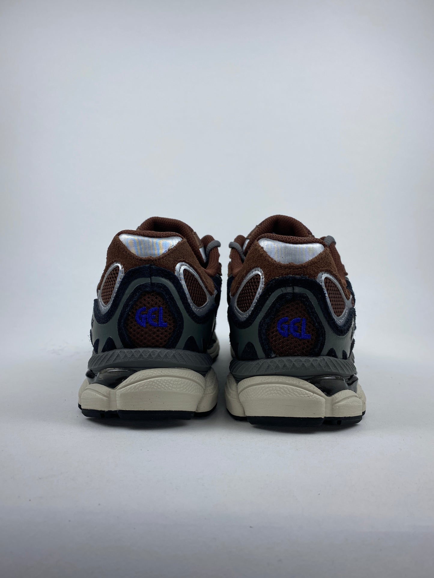 ASICS Gel-NYC Reddish Brown Steeple Grey (Taille 40)