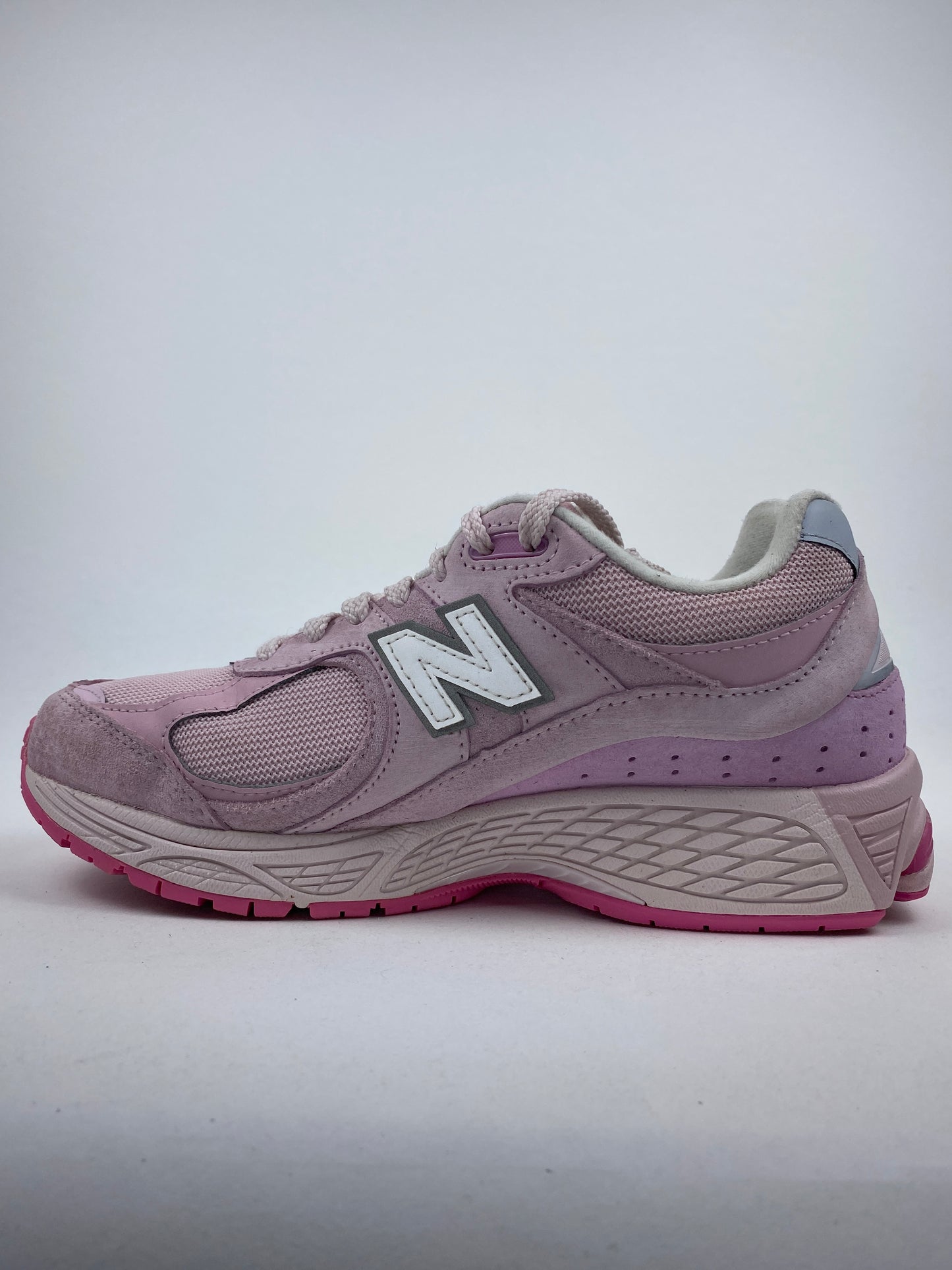 New Balance 2002R Rose (Taille 38,5)