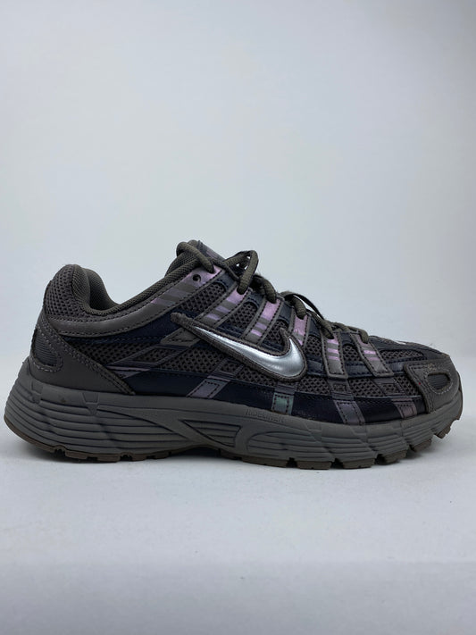 Nike P-6000 Cave Stone ( Taille 37,5 )