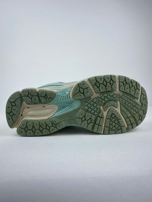 New Balance 2002R Pistachio ( Taille 39 )