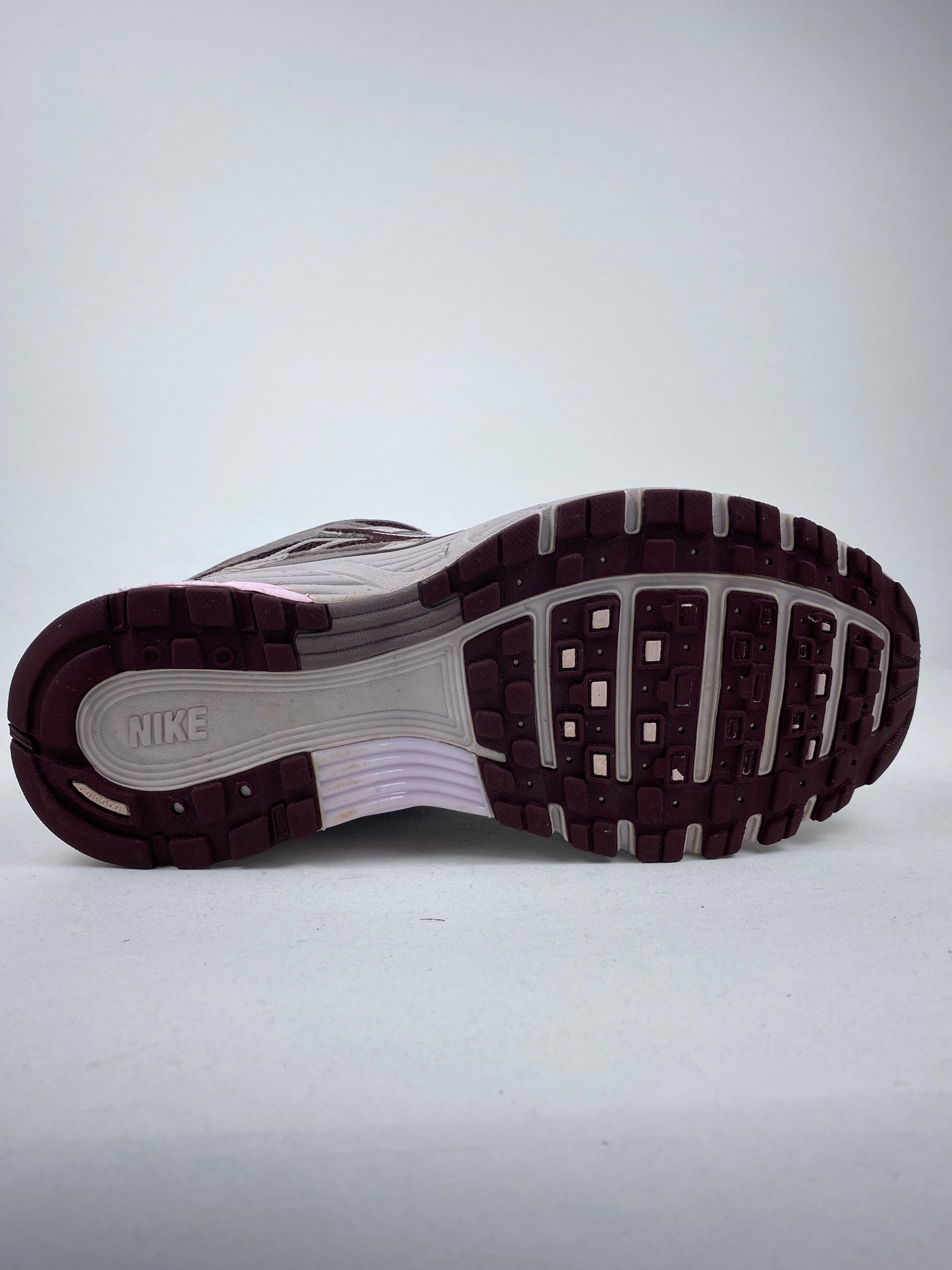 Nike P-6000 Burgundy Crush Pink Foam ( Taille 38 )