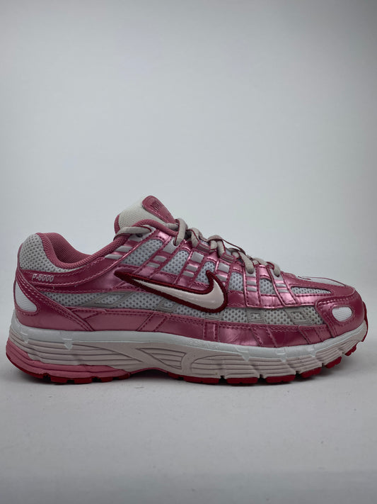 Nike P-6000 White Silt Red Peony ( Taille 36,5 )