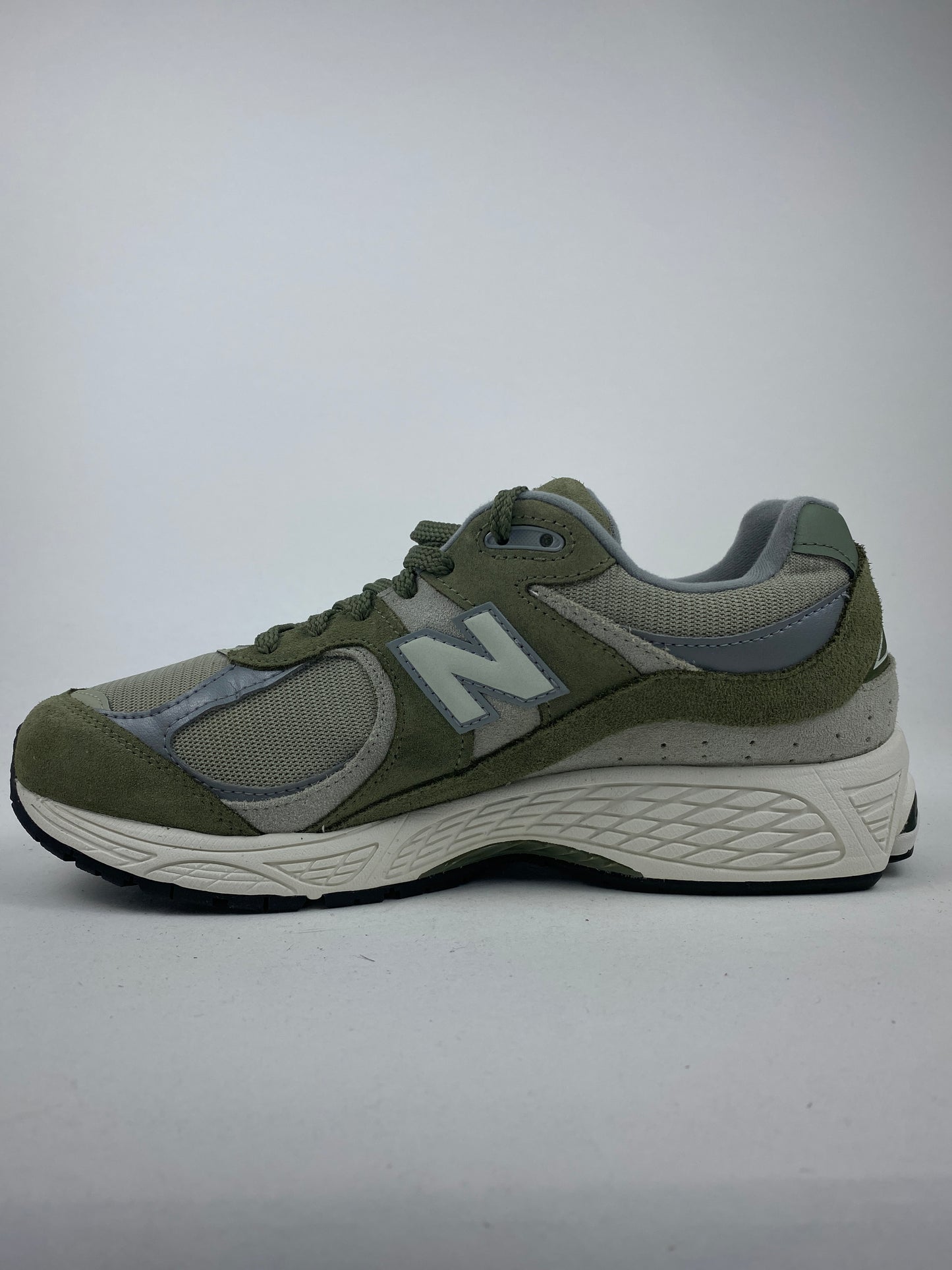 New Balance 2002R Olive Light Khaki Grey ( Taille 42 )
