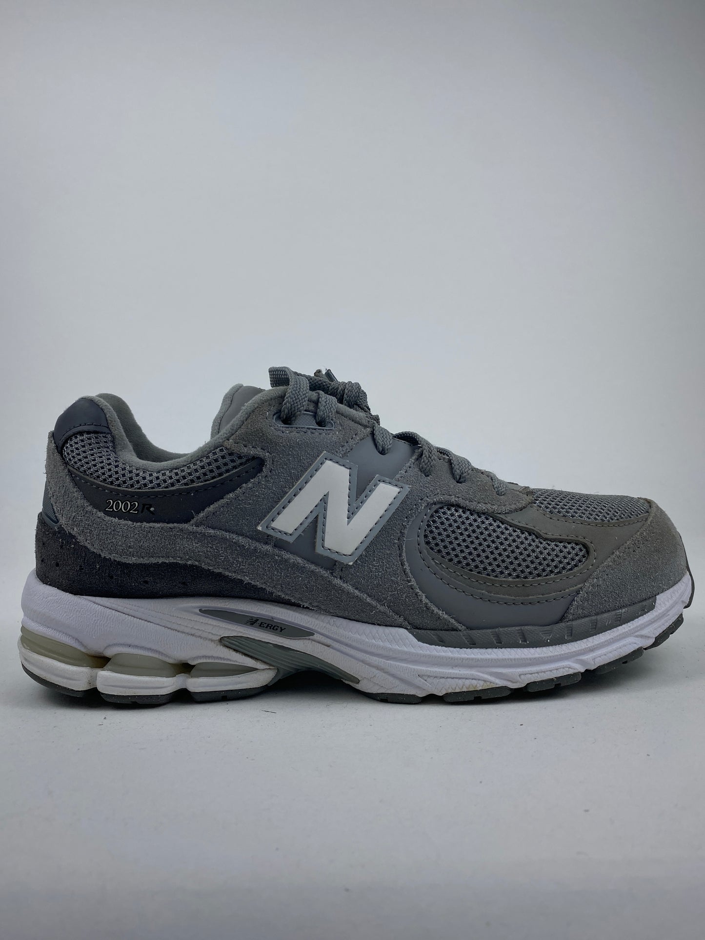 New Balance 2002R Grey ( Taille 38,5 )