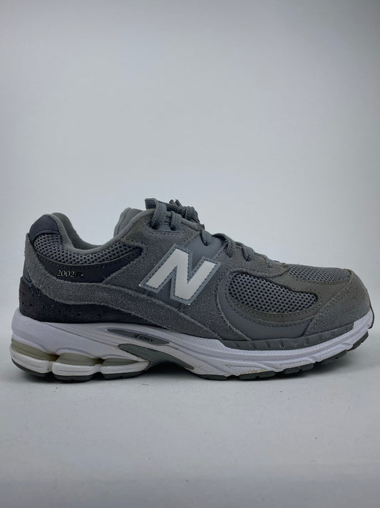 New Balance 2002R Grey ( Taille 38,5 )