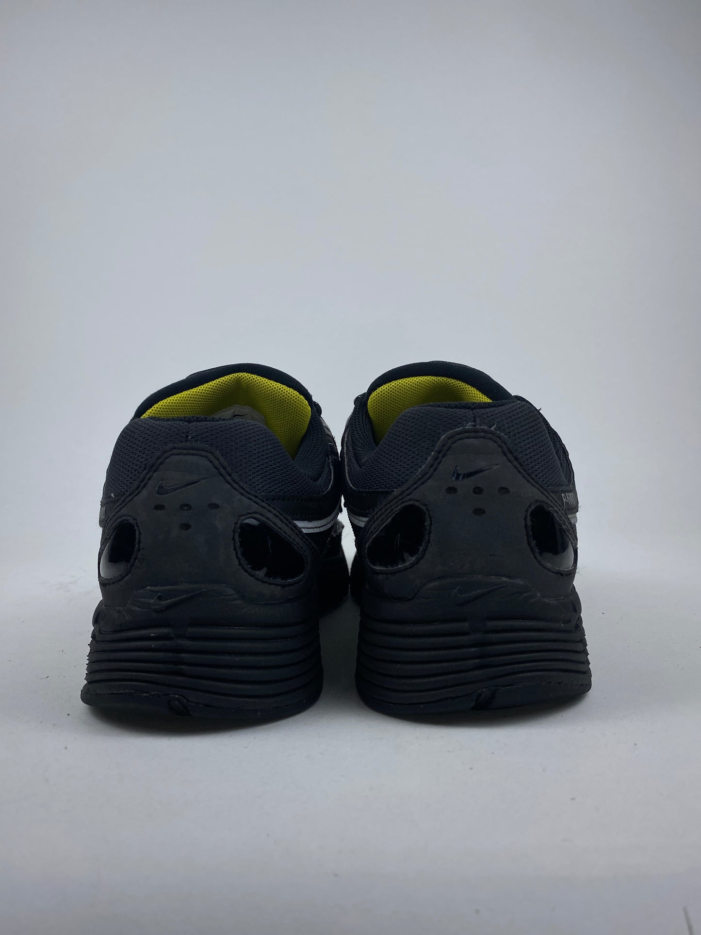 Nike P-6000 Anthracite High Voltage ( Taille 39 )