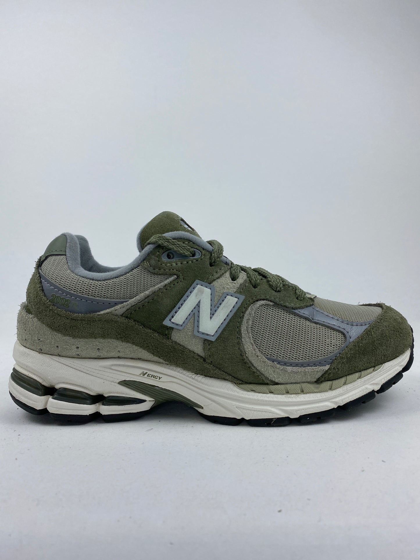 New Balance 2002R Olive Light Khaki Grey ( Taille 37 )