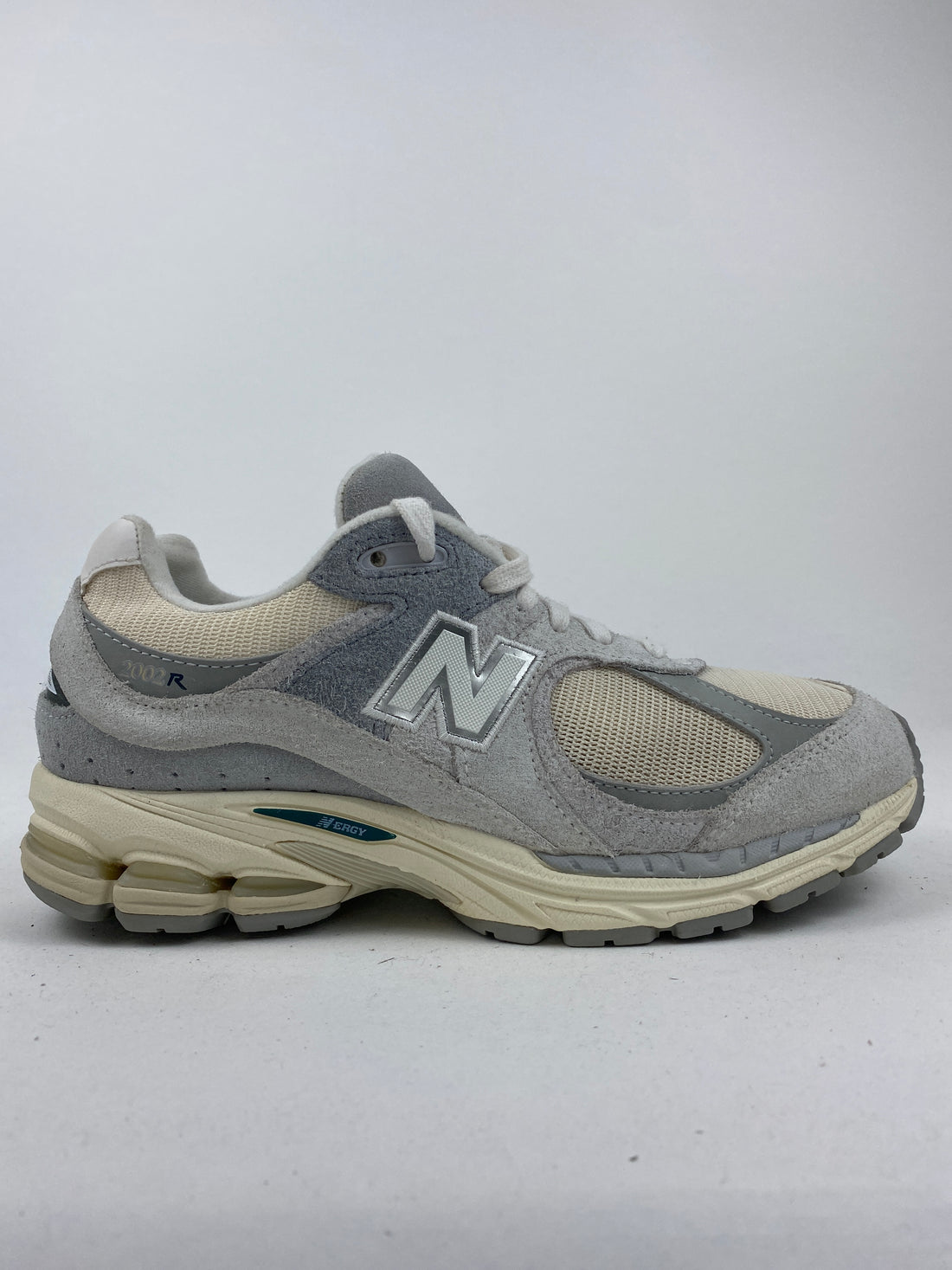 New Balance 2002R Linen
