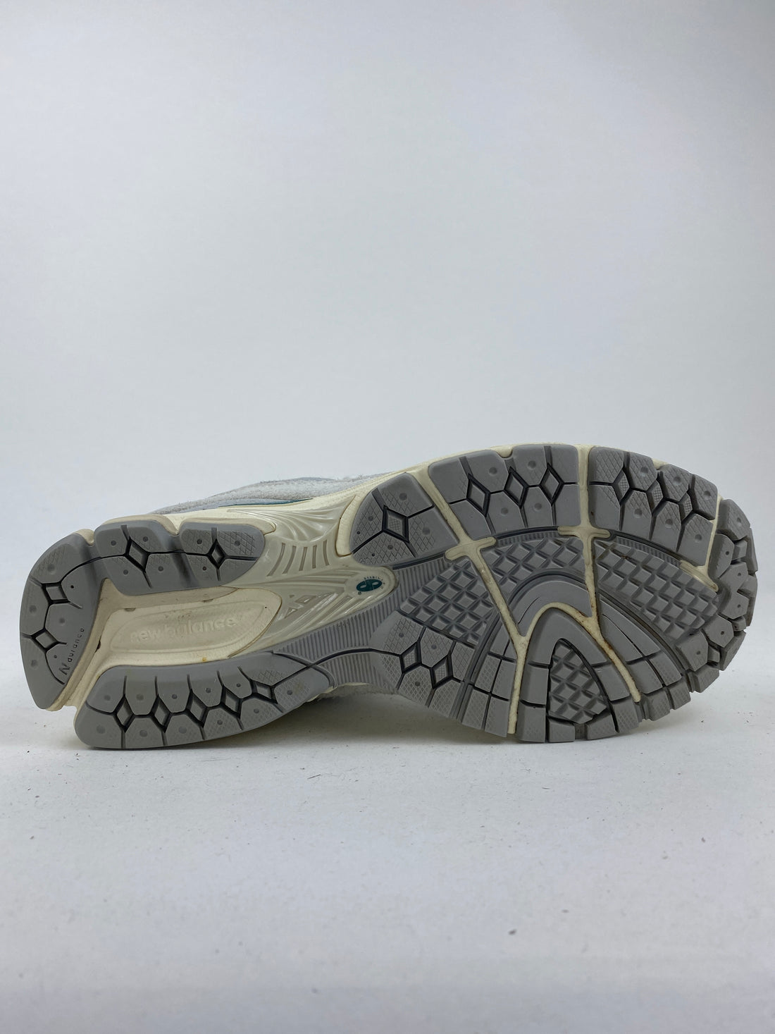New Balance 2002R Linen
