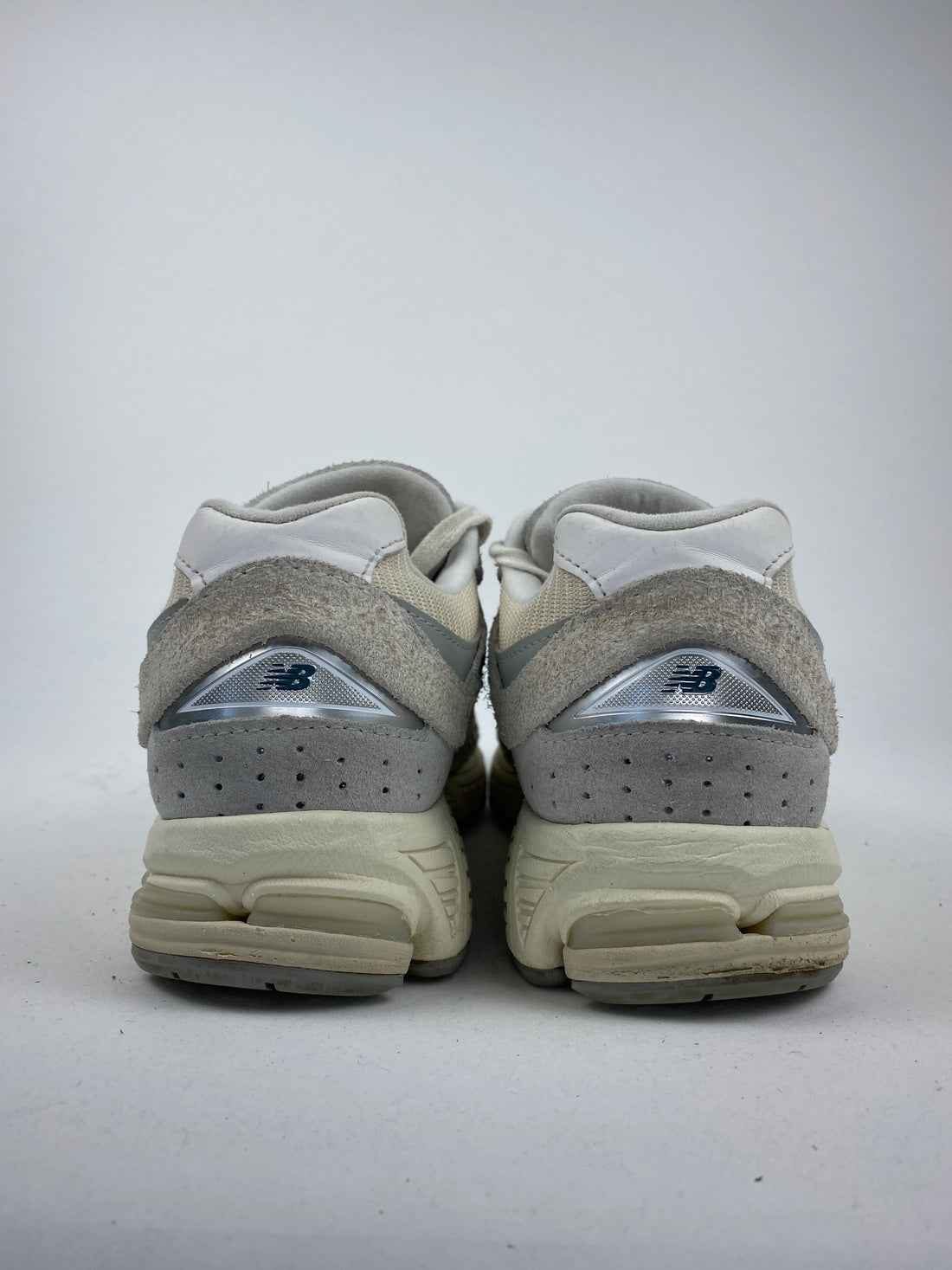 New Balance 2002R Linen