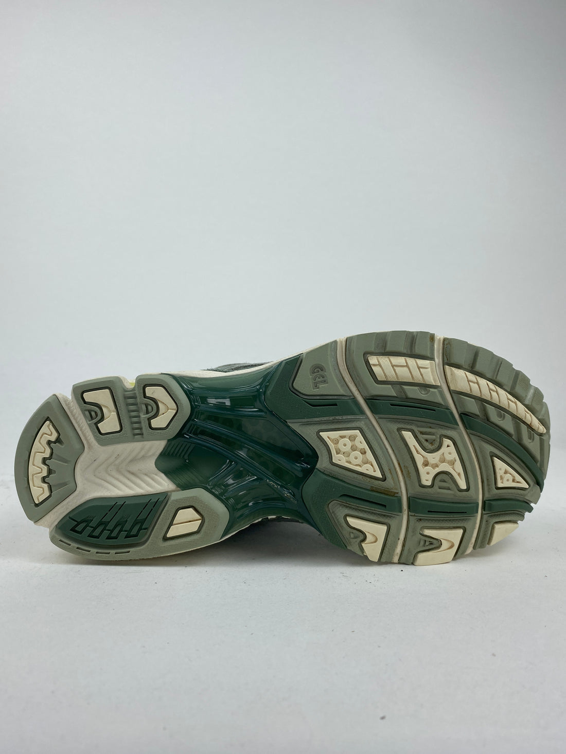 ASICS Gel-Kayano 14 Olive Grey Pure Silver