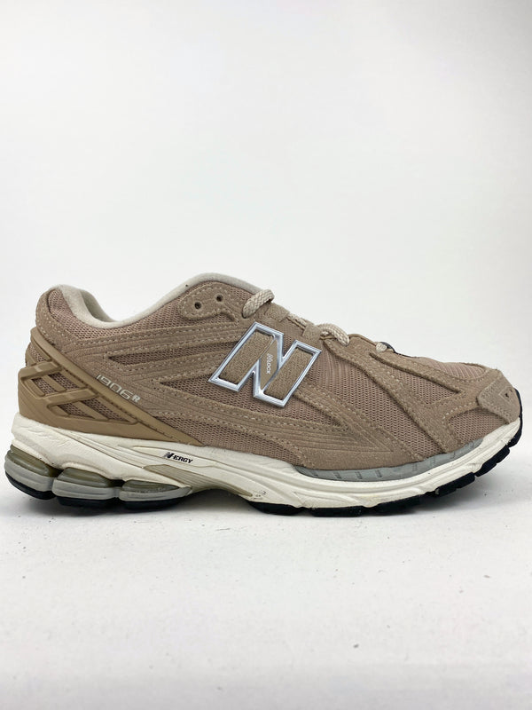 New Balance 1906R Beige Cream