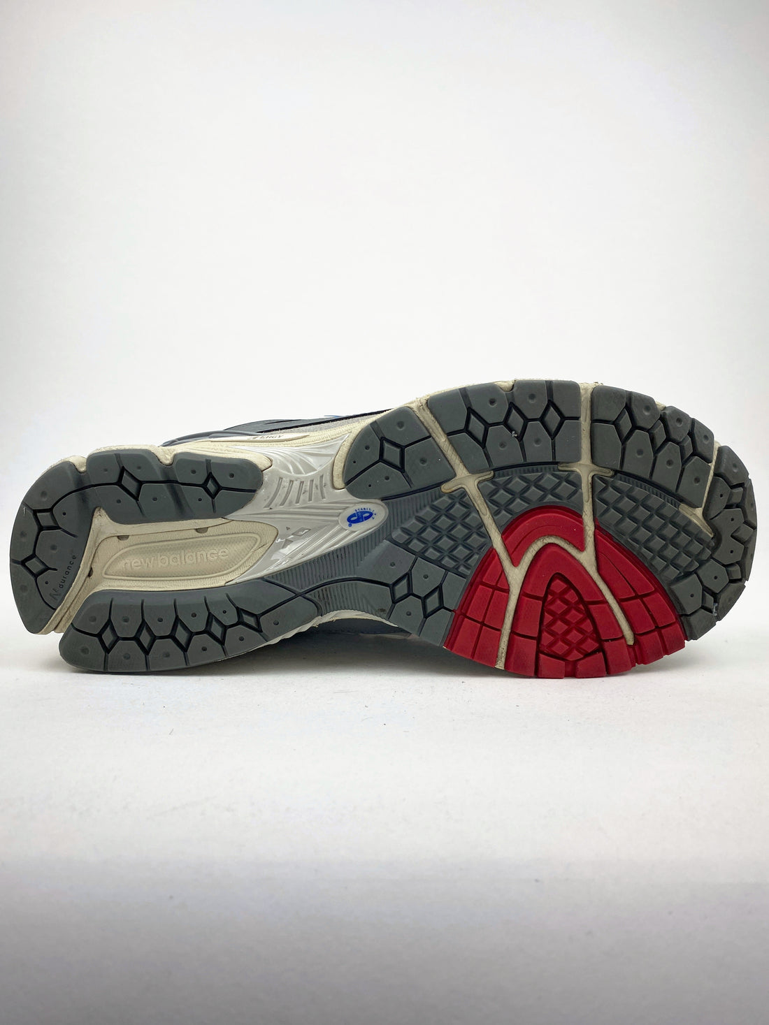 New Balance 1906R size? Exclusive Diamond District Pack Grey