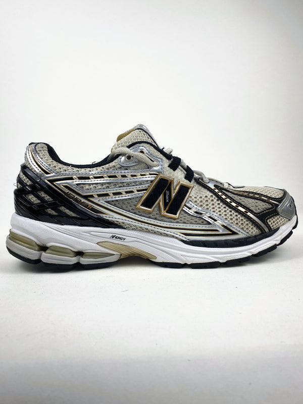 New Balance 1906R White Metallic Gold