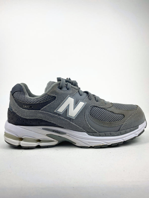 New Balance 2002R Grey