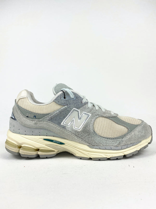 New Balance 2002R Linen