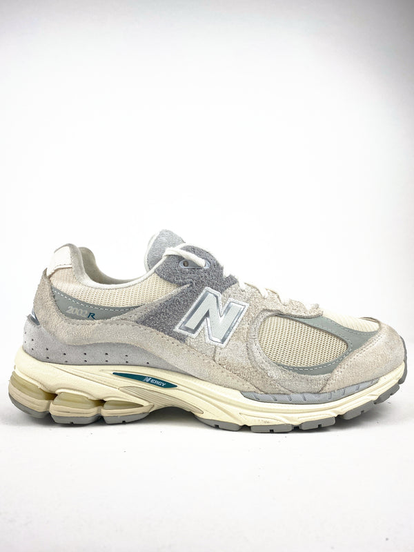 New Balance 2002R Linen