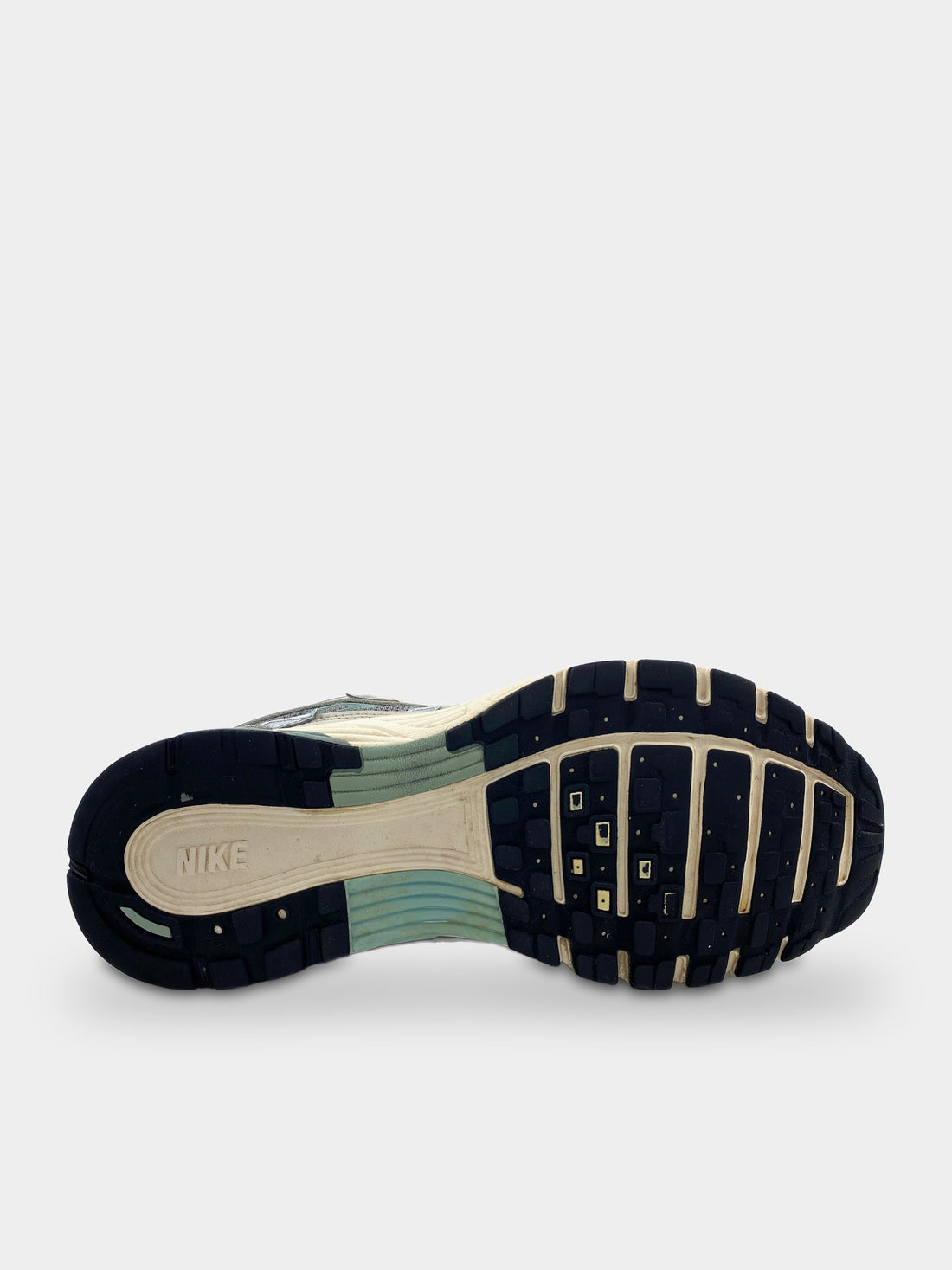 Nike P-6000 Flat Pewter