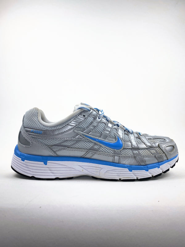 Nike P-6000 Metallic Platinum Pure Platinum Metallic Argenté University Bleu