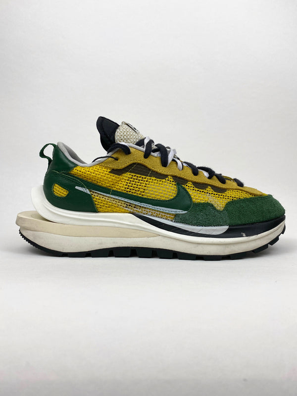 Nike Vaporwaffle sacai Tour Yellow Stadium Green